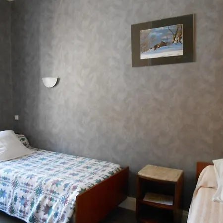 La Vieille Mini-hôtel Saint-Privat-dʼAllier